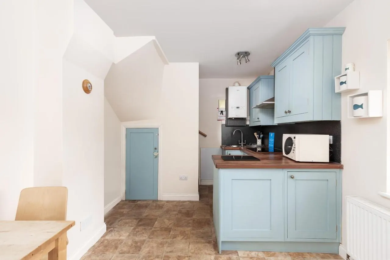 Bluegrass Cottage - Free Parking Whitby